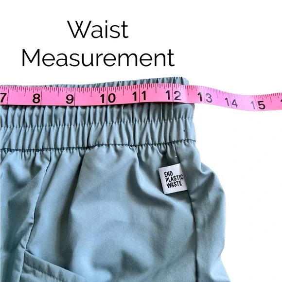 Adidas City Escape Cargo Shorts - Picture 9 of 10